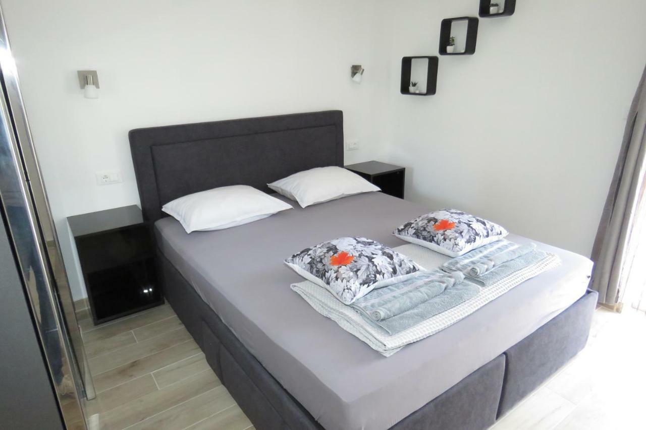 Lux Dalmatia I & R Hotel Makarska Luaran gambar